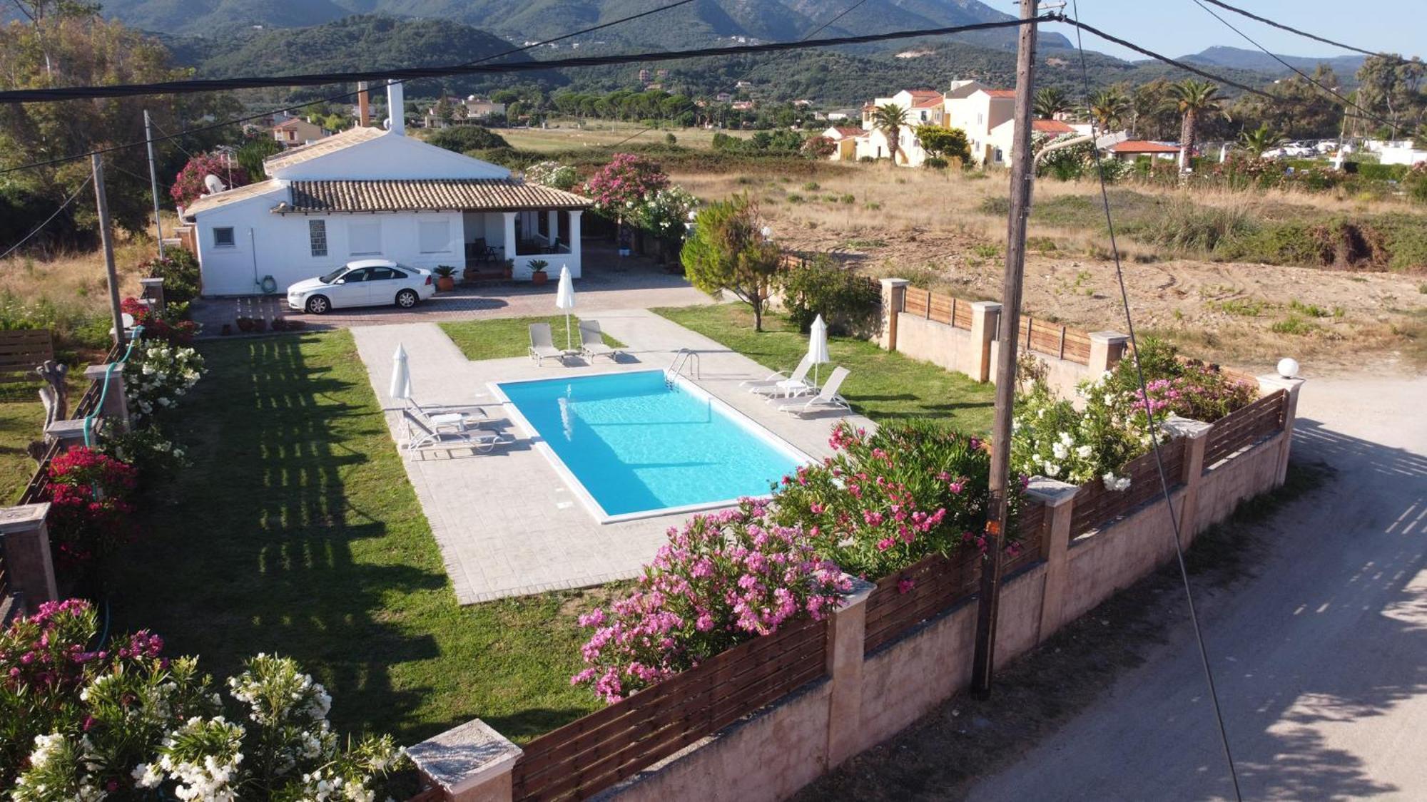 Almyra Beach House Corfu Almiros Beach Esterno foto