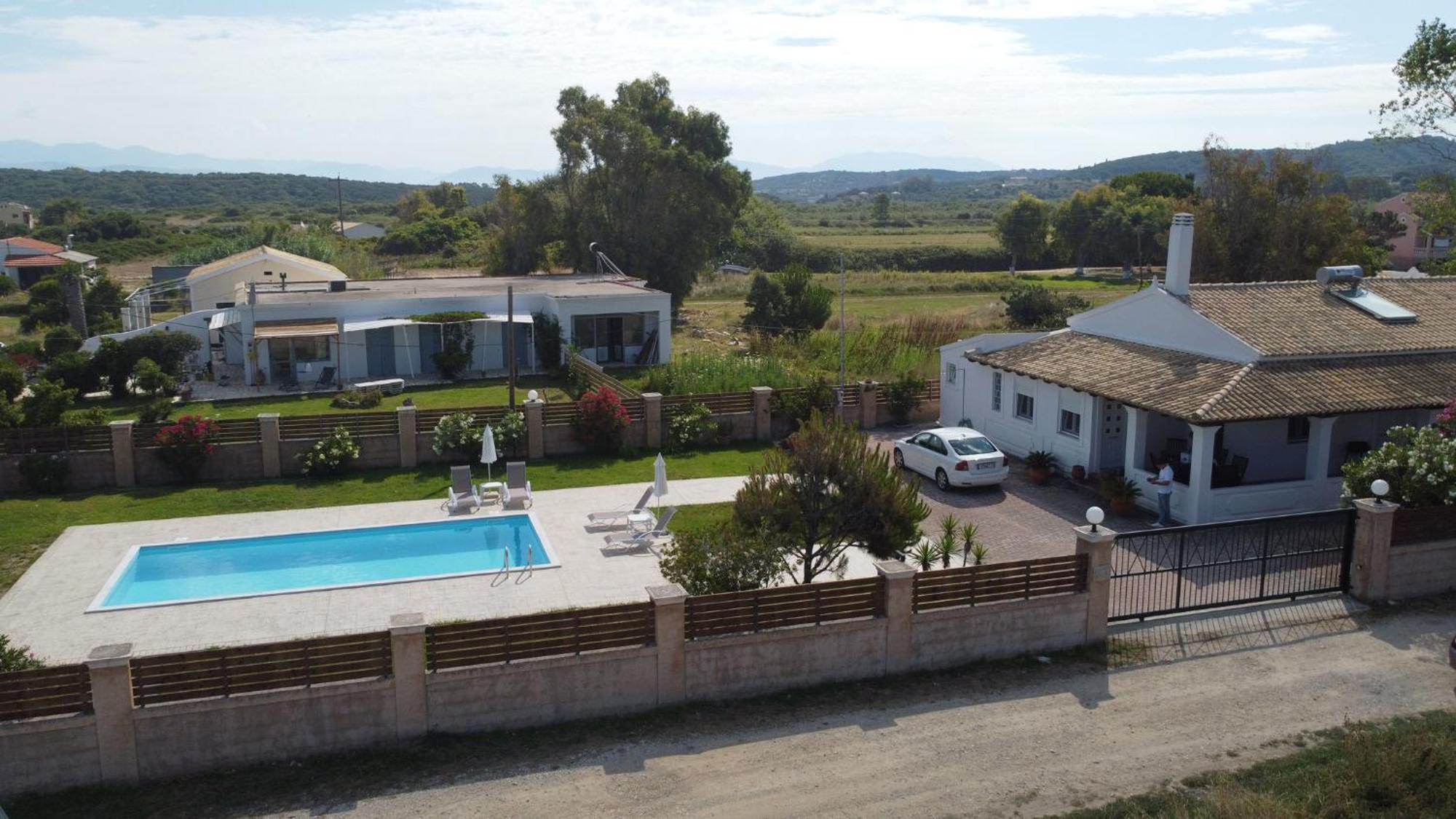 Almyra Beach House Corfu Almiros Beach Esterno foto